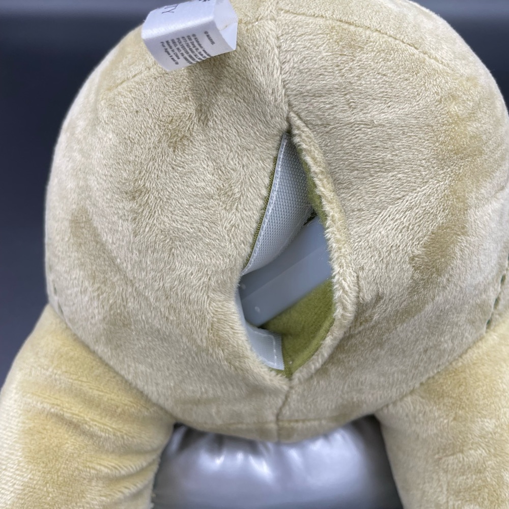Marvel Hugme Groot With Push Button - Picture 2 of 6